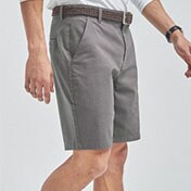 Shorts mit Gürtel